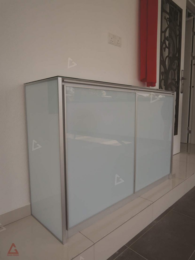 SHOE RACK - Glass House Design